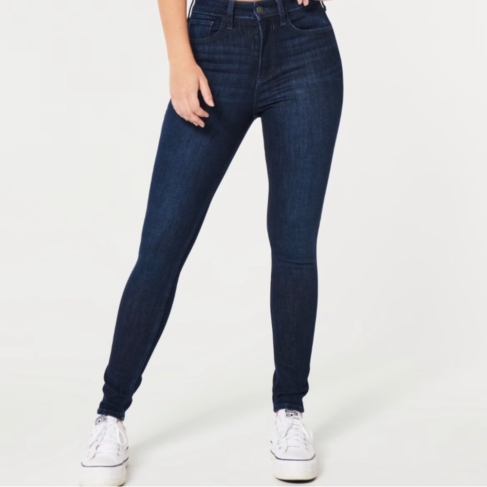 Hollister High Rise Ultra Skinny.